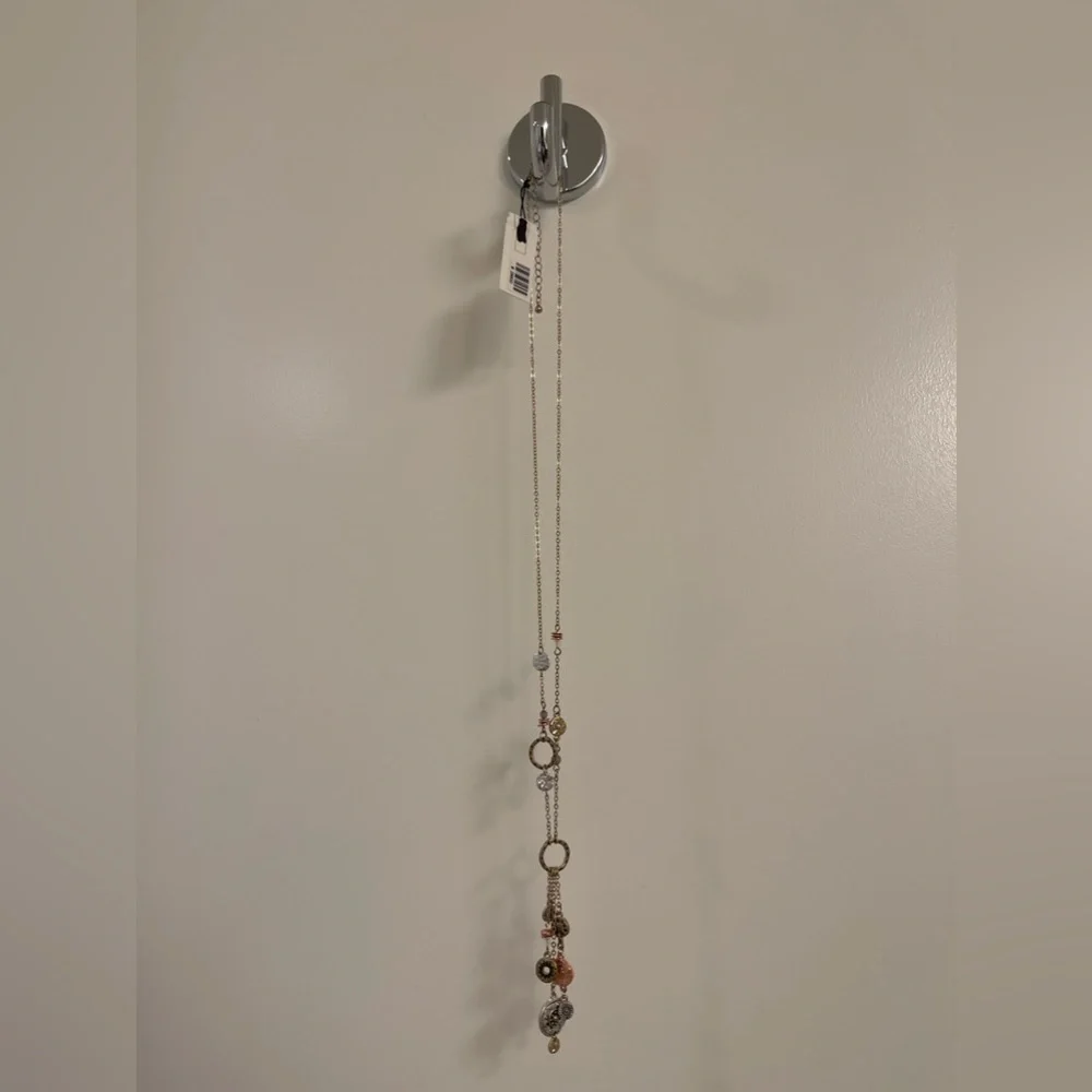 Necklace with charms. New with tags. - Picture 4 of 9